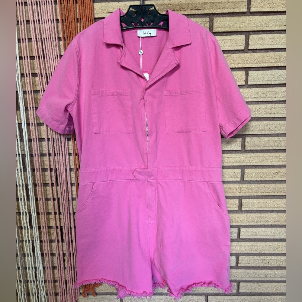 Bubblegum Pink Shorts Romper - NEW - Size 8 - 10 - Sadie & Sage - Cotton Shorts